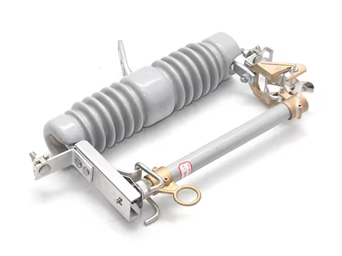 Improving Grid Reliability with High-Quality Porcelain Fuse Cutouts